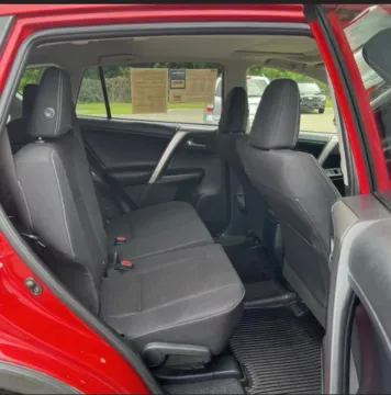 More photos of 2017 Toyota RAV4 XLE Sport Utility 4D at Bumble Auto - Elkridge, MD