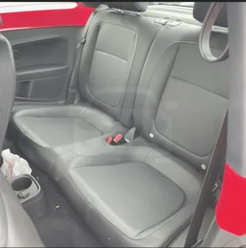 More photos of 2012 Volkswagen Beetle 2.5L Hatchback 2D at Bumble Auto - Elkridge, MD