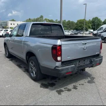 Photos of 2017 Honda Ridgeline RTL-E Pickup 4D 5 ft for sale in Elkridge, MD at Bumble Auto - Elkridge