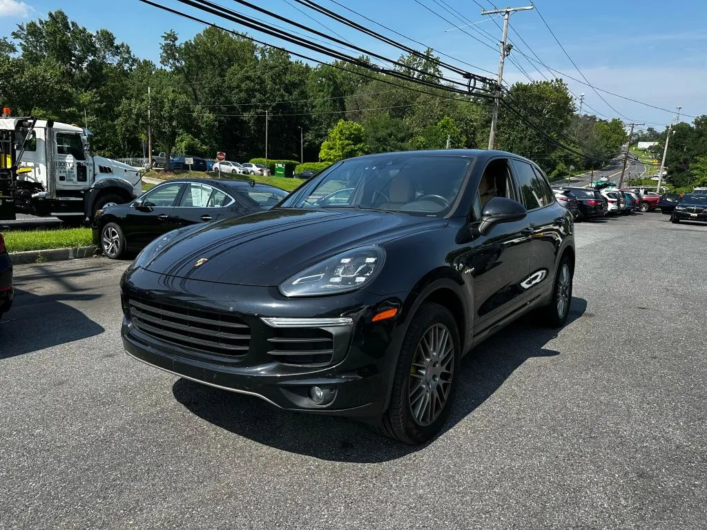 2016 Porsche Cayenne S E-Hybrid Sport Utility 4D