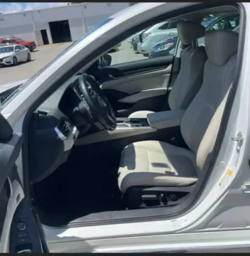 More photos of 2019 Honda Accord Hybrid EX-L Sedan 4D at Bumble Auto - Elkridge, MD