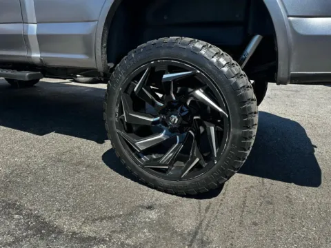 More photos of 2017 Ford F-150 SuperCrew Cab XLT Pickup 4D 6 1/2 ft at Bumble Auto - Elkridge, MD