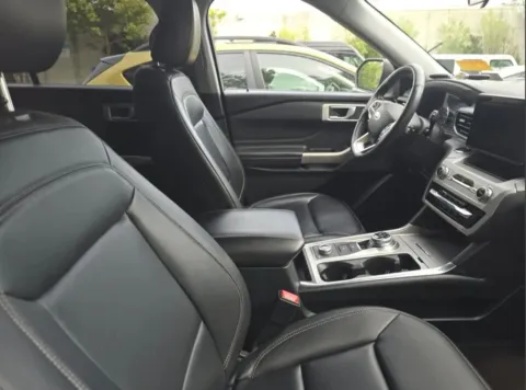 Another view of 2021 Ford Explorer XLT Sport Utility 4D for sale in Elkridge, MD at Bumble Auto - Elkridge