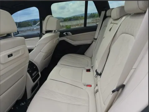 More photos of 2020 BMW X5 xDrive40i Sport Utility 4D at Bumble Auto - Elkridge, MD
