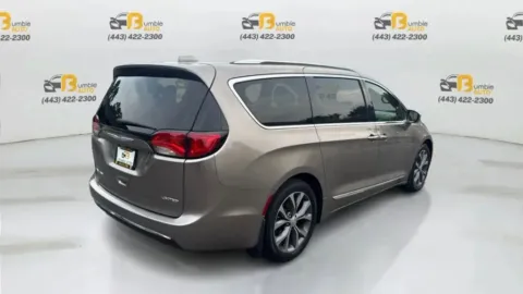 More photos of 2018 Chrysler Pacifica Limited Minivan 4D at Bumble Auto - Elkridge, MD