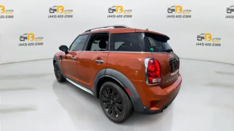 More photos of 2018 MINI Countryman Cooper ALL4 Hatchback 4D at Bumble Auto - Elkridge, MD