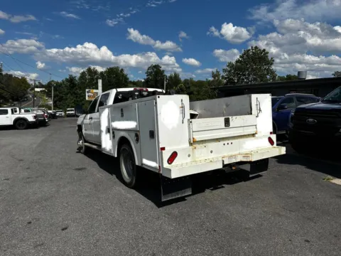 More photos of 2016 Chevrolet Silverado 3500 HD Crew Cab & Chassis Cab & Chassis 4D at Bumble Auto - Elkridge, MD