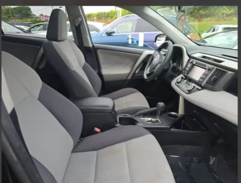 More photos of 2015 Toyota RAV4 XLE Sport Utility 4D at Bumble Auto - Elkridge, MD