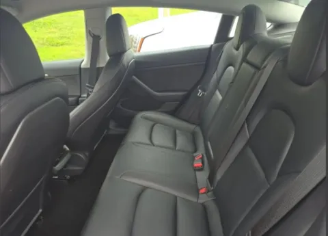 More photos of 2021 Tesla Model 3 Long Range Sedan 4D at Bumble Auto - Elkridge, MD