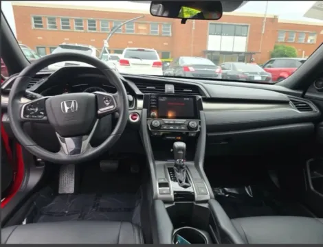 More photos of 2019 Honda Civic EX Hatchback 4D at Bumble Auto - Elkridge, MD