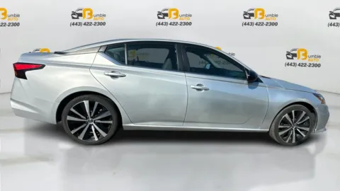 More photos of 2022 Nissan Altima 2.5 SR Sedan 4D at Bumble Auto - Elkridge, MD