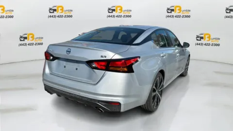 More photos of 2022 Nissan Altima 2.5 SR Sedan 4D at Bumble Auto - Elkridge, MD