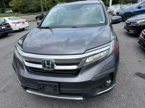 Photos of 2021 Honda Pilot Touring Sport Utility 4D for sale in Elkridge, MD at Bumble Auto - Elkridge