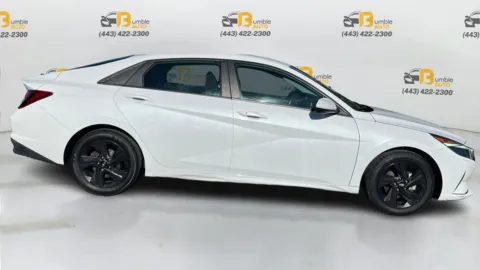 More photos of 2021 Hyundai Elantra SEL Sedan 4D at Bumble Auto - Elkridge, MD