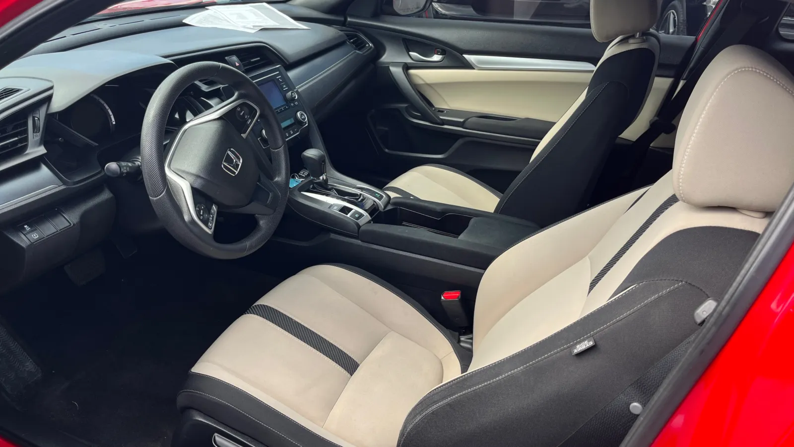 2018 Honda Civic photo 4