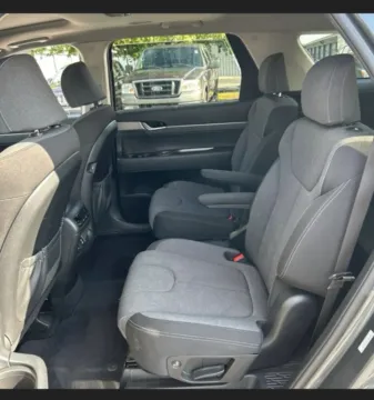 More photos of 2021 Hyundai Palisade SEL Sport Utility 4D at Bumble Auto - Elkridge, MD