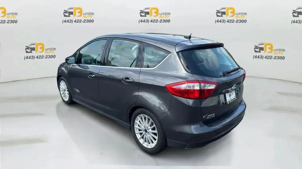 2015 Ford C-Max Energi SEL photo 3