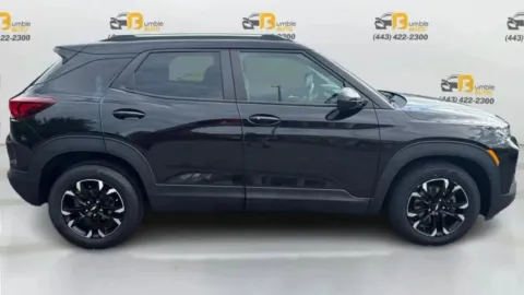 More photos of 2021 Chevrolet Trailblazer LT Sport Utility 4D at Bumble Auto - Elkridge, MD