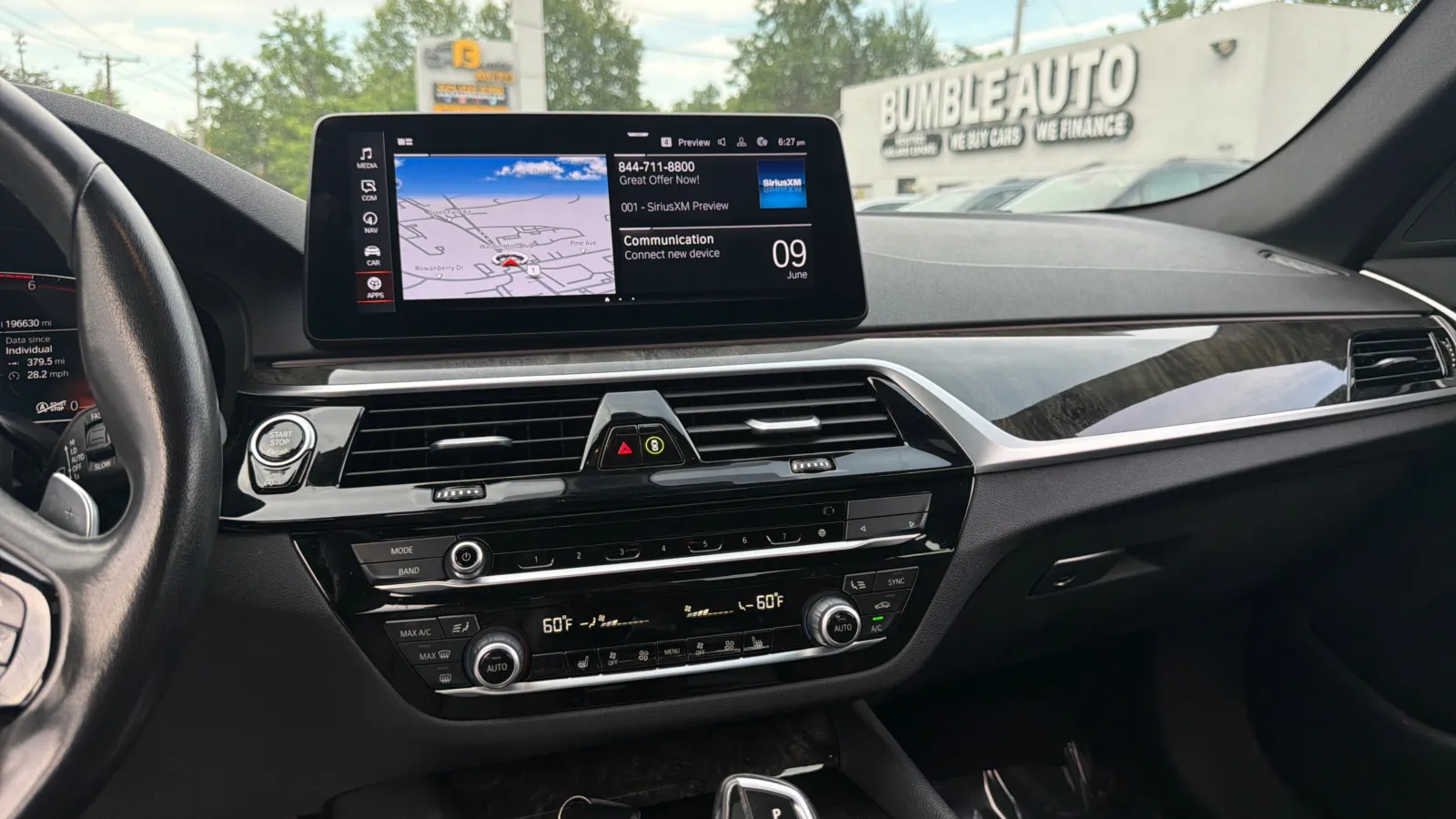 2022 BMW 5 Series 530i - Photo 18