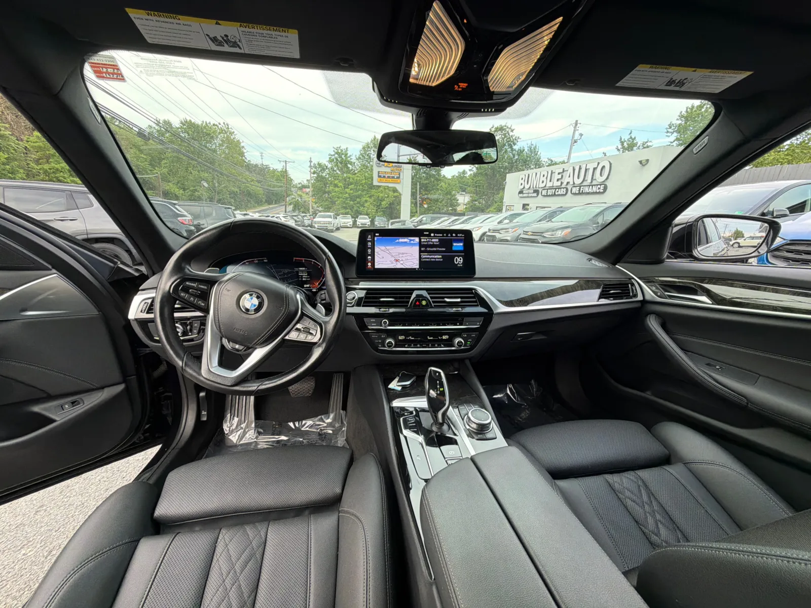 2022 BMW 5 Series 530i - Photo 24