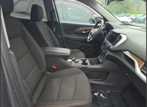 More photos of 2019 GMC Terrain SLE Sport Utility 4D at Bumble Auto - Elkridge, MD
