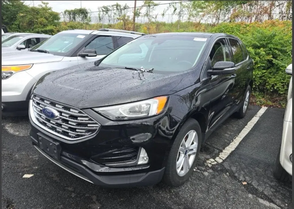 2020 Ford Edge SEL Sport Utility 4D