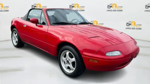 Another view of 1991 Mazda Miata SE 2D Convertible for sale in Elkridge, MD at Bumble Auto - Elkridge