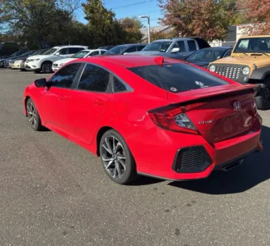 Photos of 2018 Honda Civic Si Sedan 4D for sale in Elkridge, MD at Bumble Auto - Elkridge