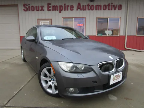 Gray 2008 BMW 3 series 328xi for sale in Tea, SD