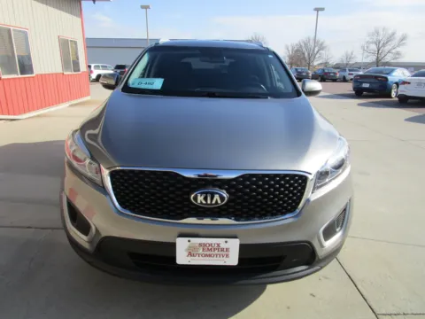 More photos of 2018 KIA Sorento LX at Sioux Empire Automotive, SD