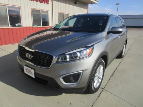 Another view of 2018 KIA Sorento LX for sale in Tea, SD at Sioux Empire Automotive