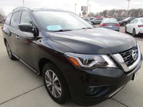 More photos of 2020 NISSAN PATHFINDER SV at Sioux Empire Automotive, SD