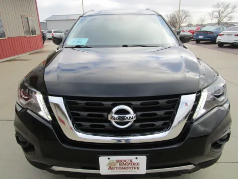 More photos of 2020 NISSAN PATHFINDER SV at Sioux Empire Automotive, SD