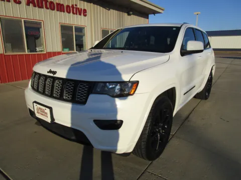 Another view of 2020 JEEP Grand Cherokee Laredo for sale in Tea, SD at Sioux Empire Automotive