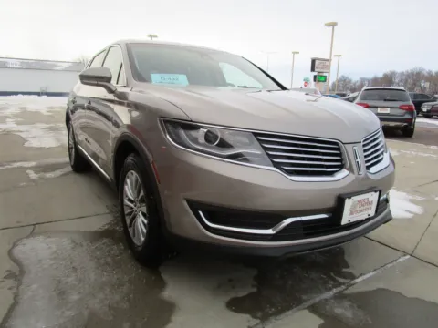 More photos of 2018 Lincoln MKX Reserve at Sioux Empire Automotive, SD