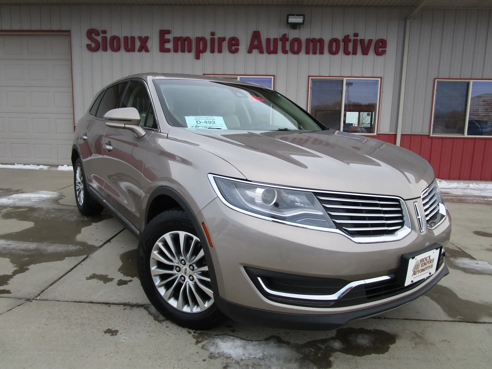 Beige 2018 LINCOLN MKX Select for sale in Tea, SD