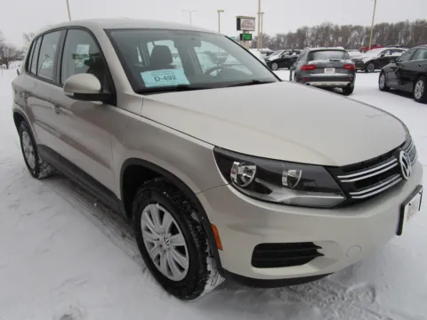 More photos of 2013 VOLKSWAGEN Tiguan S at Sioux Empire Automotive, SD