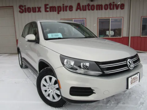 Gold 2013 VOLKSWAGEN Tiguan S for sale in Tea, SD