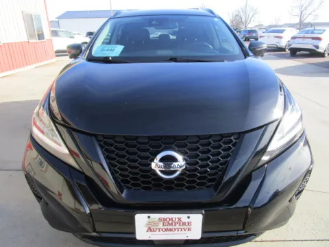 More photos of 2021 NISSAN/DATSUN Murano SL at Sioux Empire Automotive, SD