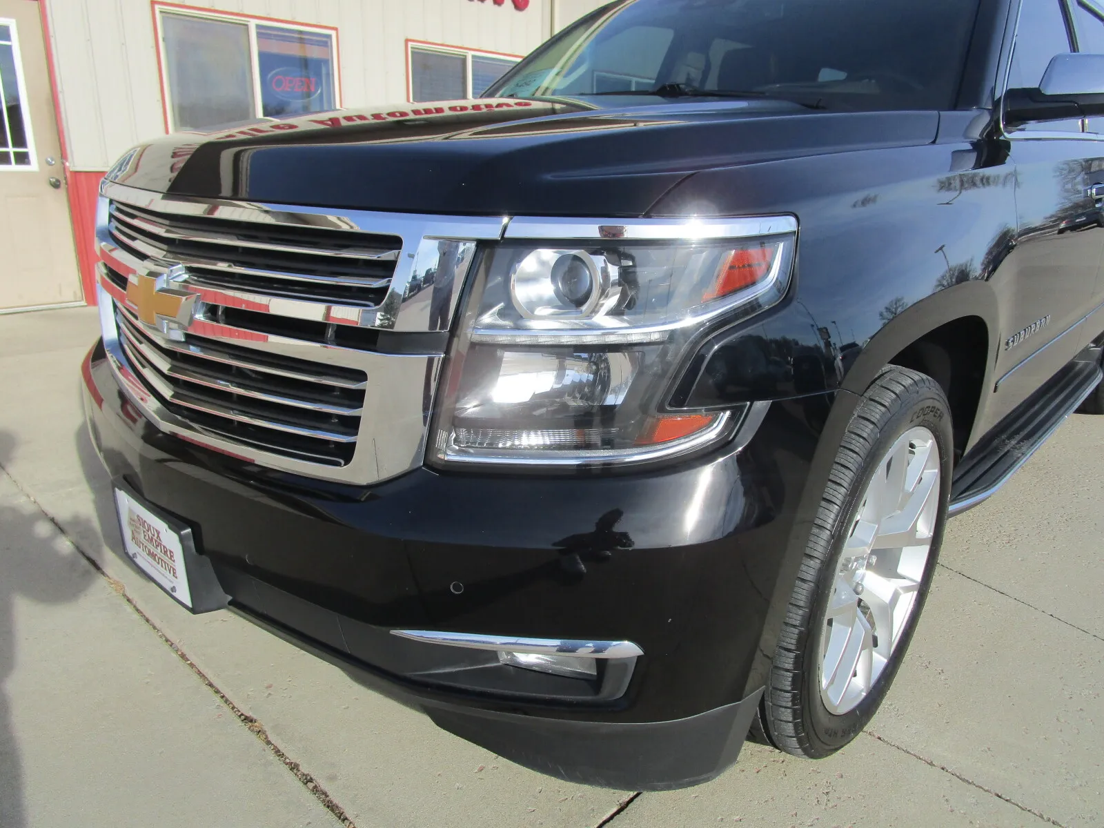 Chevrolet Suburban photo 39