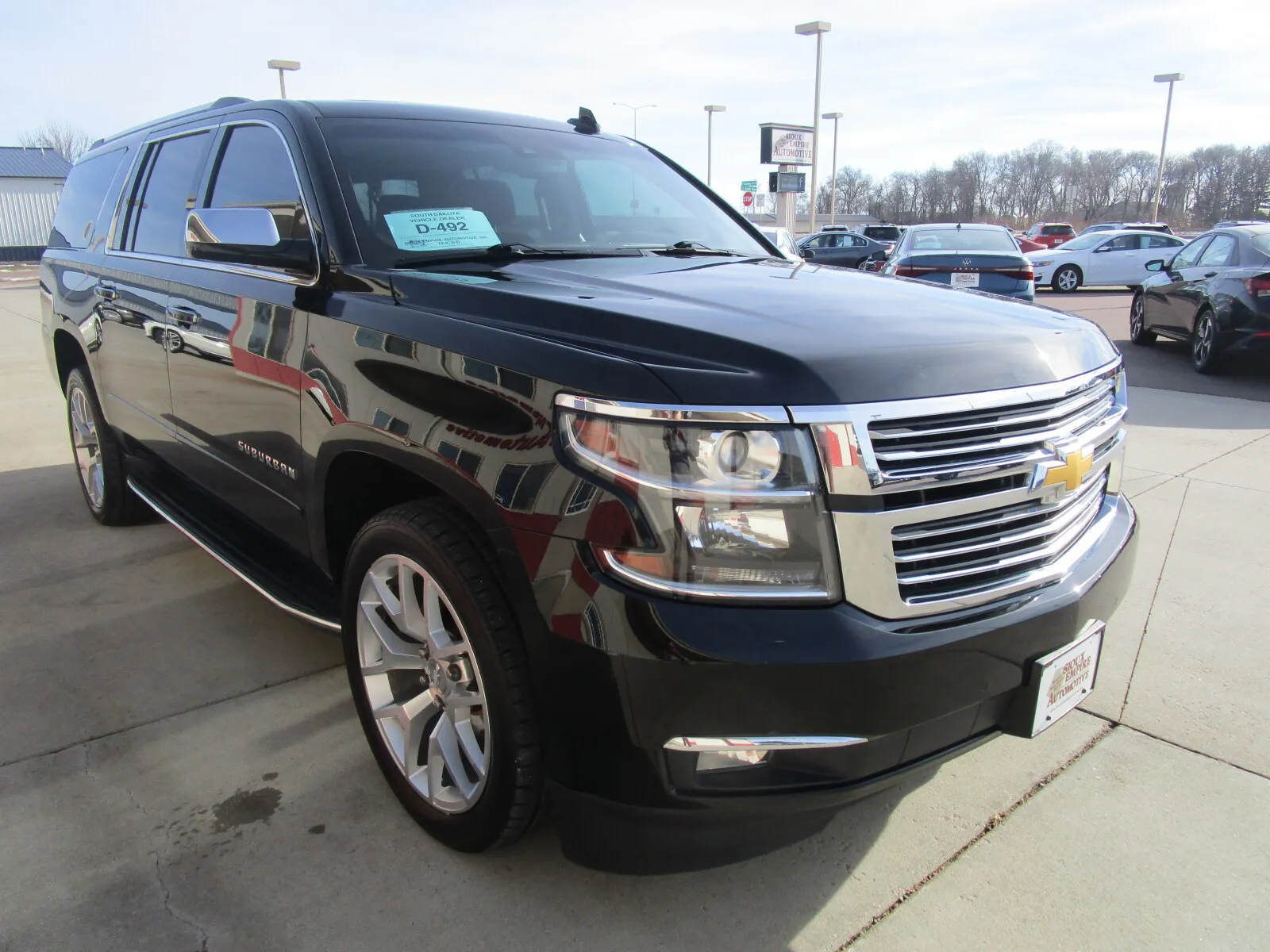 Chevrolet Suburban photo 5