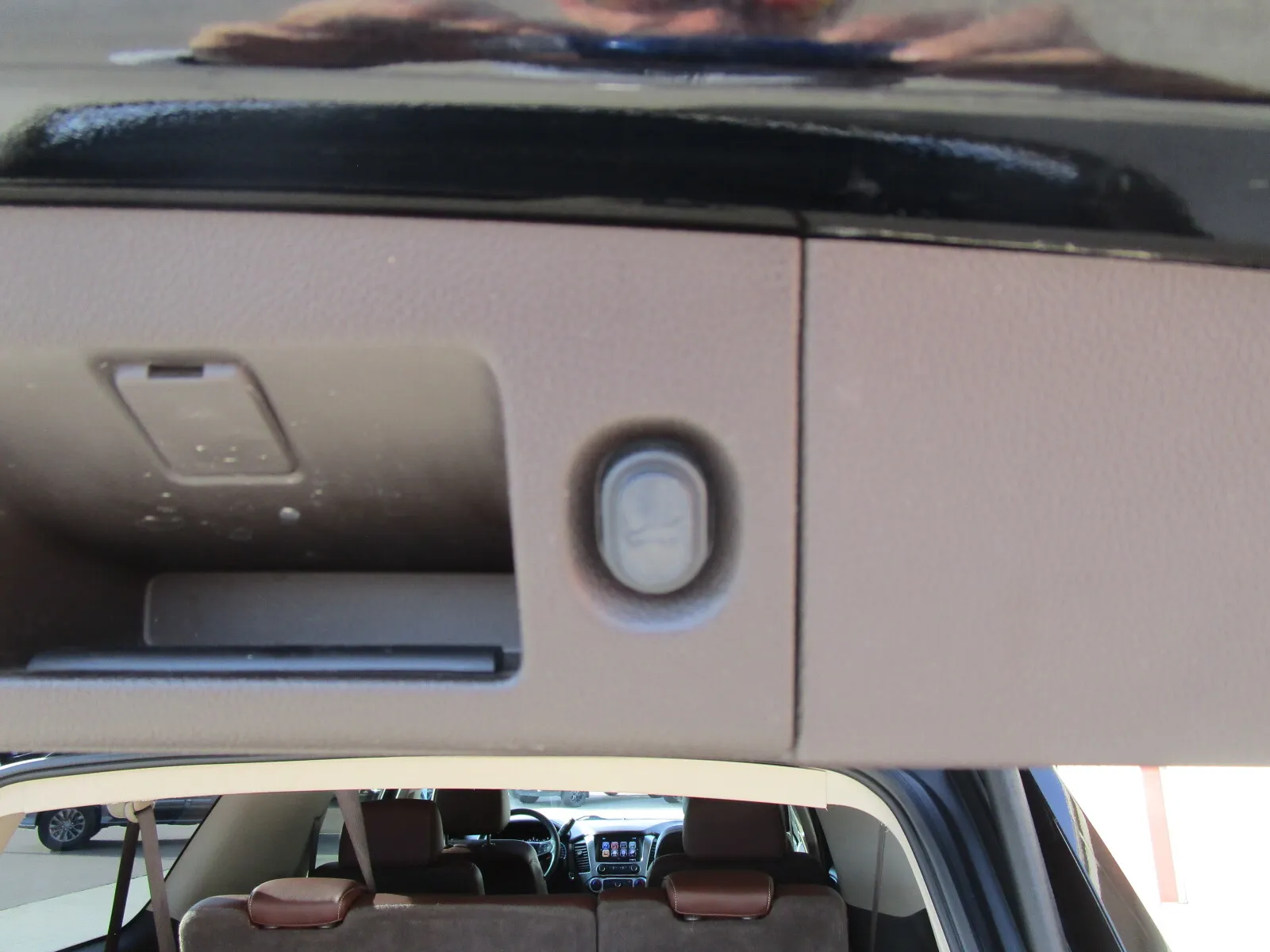 Chevrolet Suburban photo 31