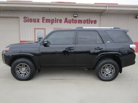 Photos of 2020 TOYOTA 4RUNNER SR5 for sale in Tea, SD at Sioux Empire Automotive