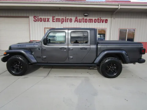 Photos of 2021 JEEP Gladiator Sport for sale in Tea, SD at Sioux Empire Automotive
