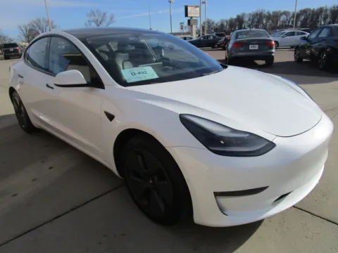 More photos of 2021 Tesla Model 3 Long Range at Sioux Empire Automotive, SD