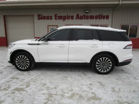Photos of 2020 LINCOLN Aviator Reserve I for sale in Tea, SD at Sioux Empire Automotive