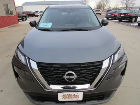 More photos of 2023 NISSAN/DATSUN Rogue S at Sioux Empire Automotive, SD