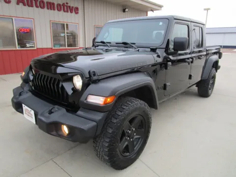 Another view of 2020 JEEP Gladiator Sport for sale in Tea, SD at Sioux Empire Automotive