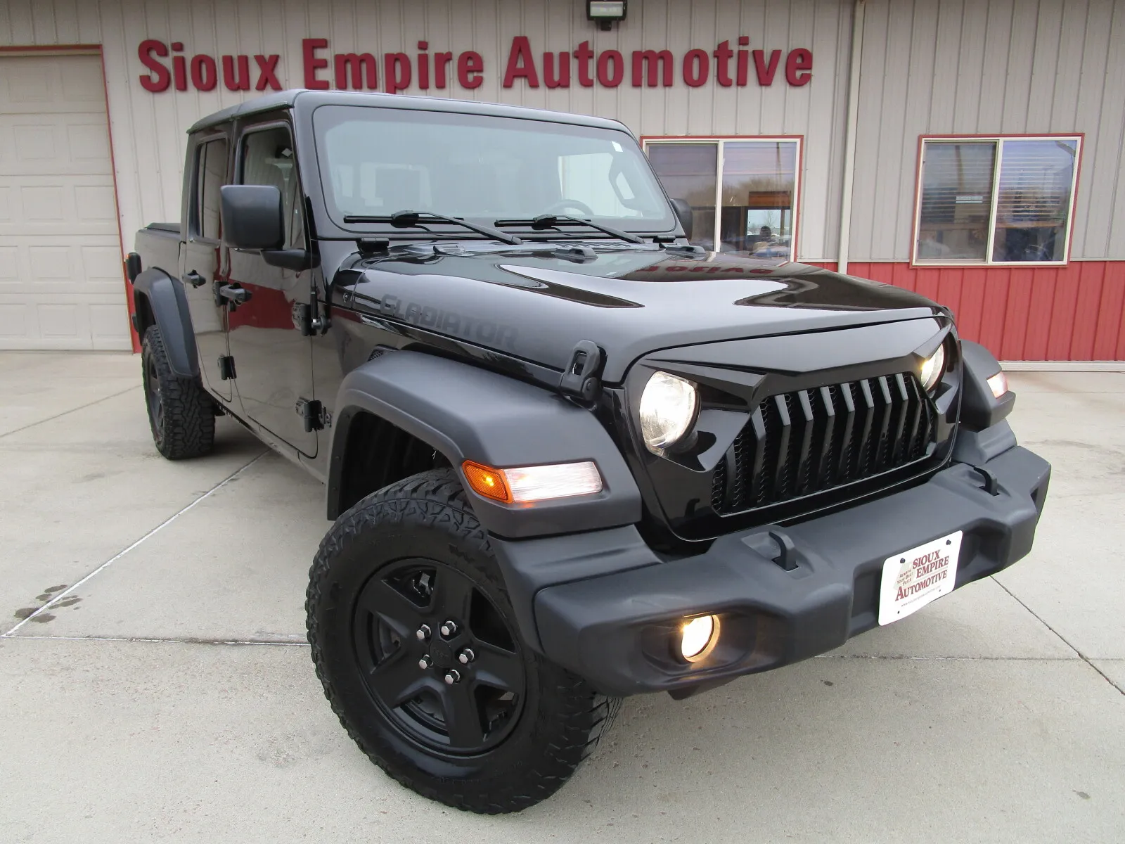 Black 2020 JEEP Gladiator Sport for sale in Tea, SD