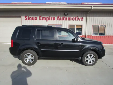 Another view of 2010 Honda Pilot Touring w/Navi w/DVD for sale in Tea, SD at Sioux Empire Automotive
